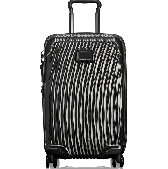 Tumi Bags Nwt Tumi International Carryon Spinner Luggage Suitcase Poshmark